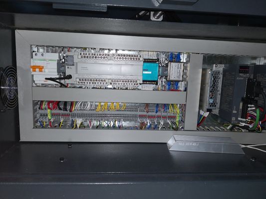 เครื่องผลิตกล่องกระดาษแข็ง 27 ชิ้น / นาที 890 กก. H2100mm