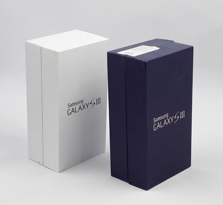เครื่องทำกล่องช็อคโกแลตแบบแข็งอัตโนมัติ Cardbaord ขนาด 750X450mm